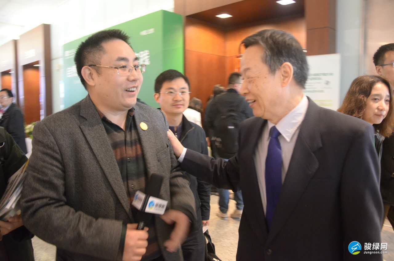 仇保兴